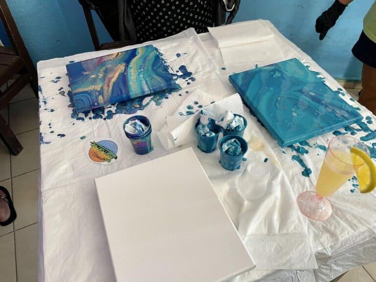 “Bubbles & Paint” Fundraiser